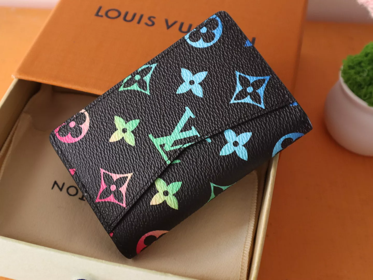 Louis Vuitton LV Card Case For Women ModernLook 3125