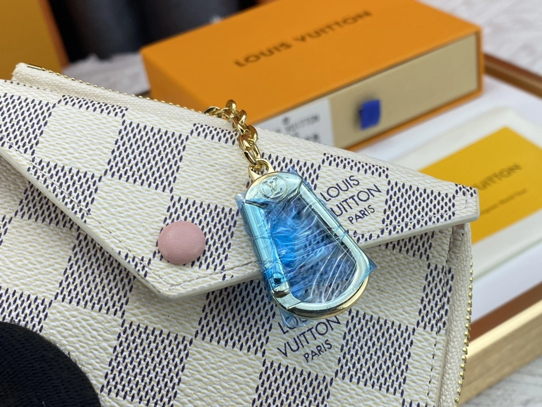 Louis Vuitton LV Card Case For Women Refined 2368 - Image 6