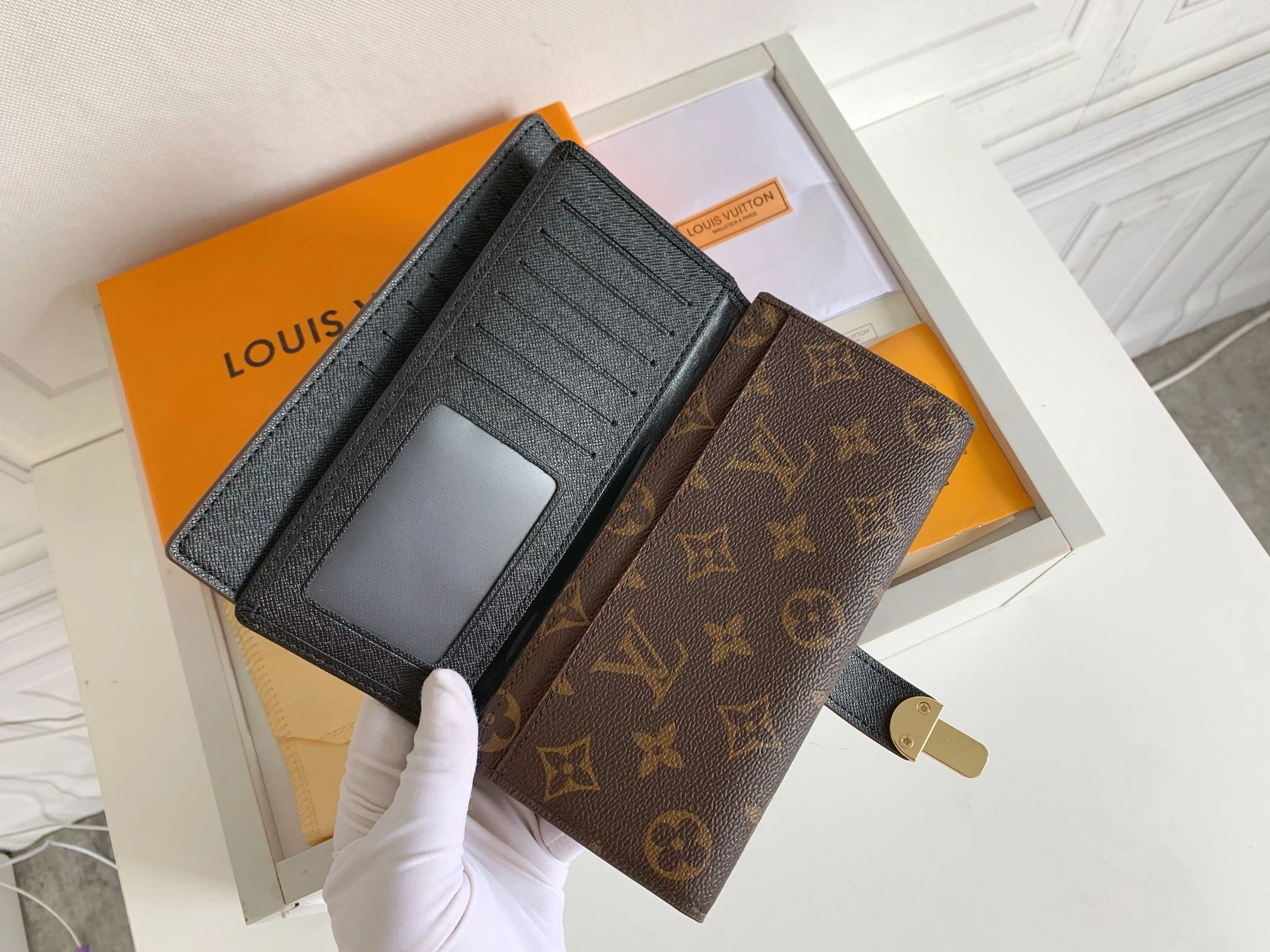 Louis Vuitton LV Card Case For Women StreetReady 7678 - Image 6