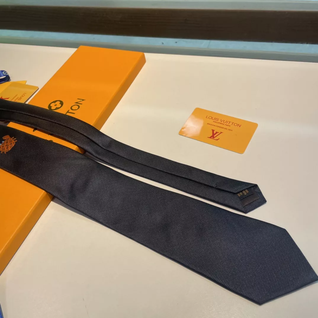 Louis Vuitton LV Necktie Efficient 2022 - Image 4