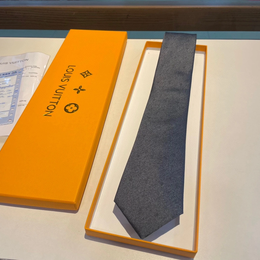 Louis Vuitton LV Necktie For Men Modern 4867