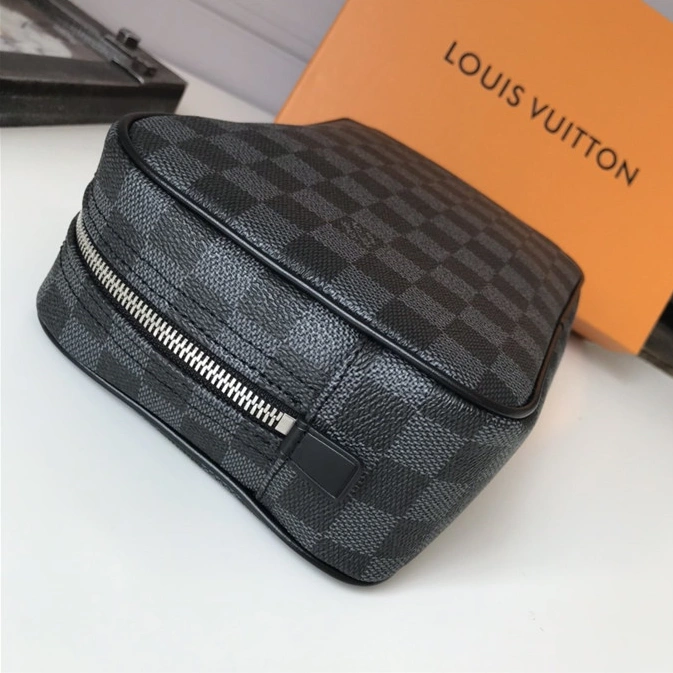Louis Vuitton LV Quality Toiletry Kits Functional 8865 - Image 4