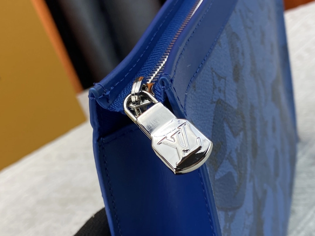 Louis Vuitton LV Wallets For Unisex Soft 298 - Image 6