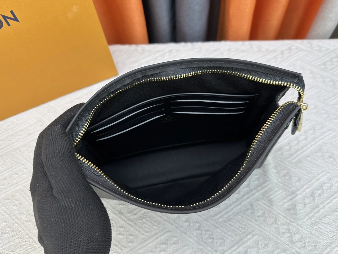 Louis Vuitton LV Wallets For Unisex Unique 6245 - Image 6