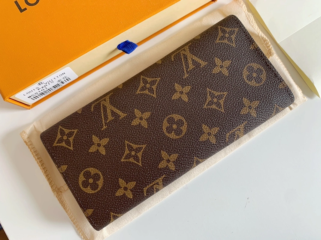 Louis Vuitton LV Wallets For Women Compact 9932