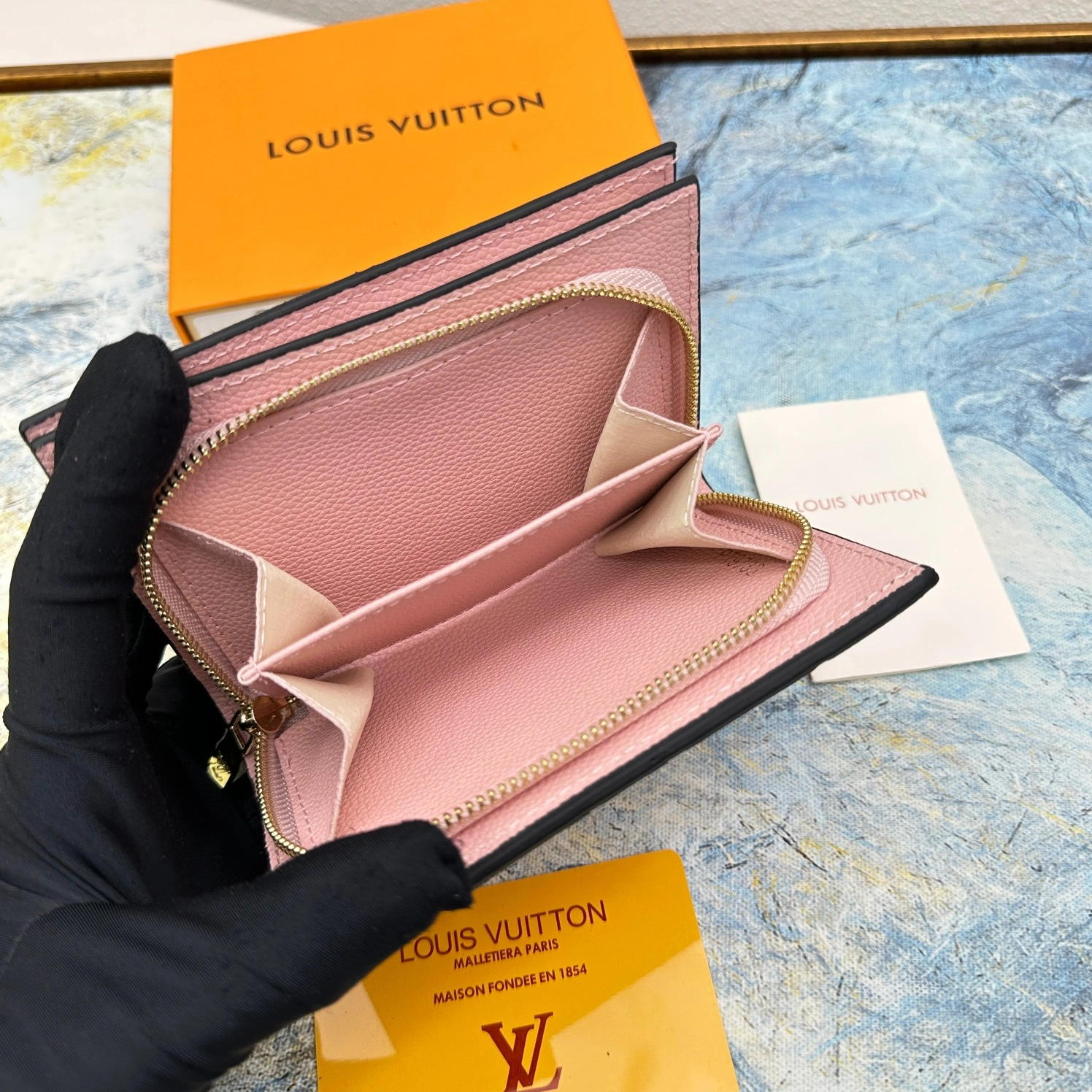 Louis Vuitton LV Wallets For Women Popular 8439 - Image 5