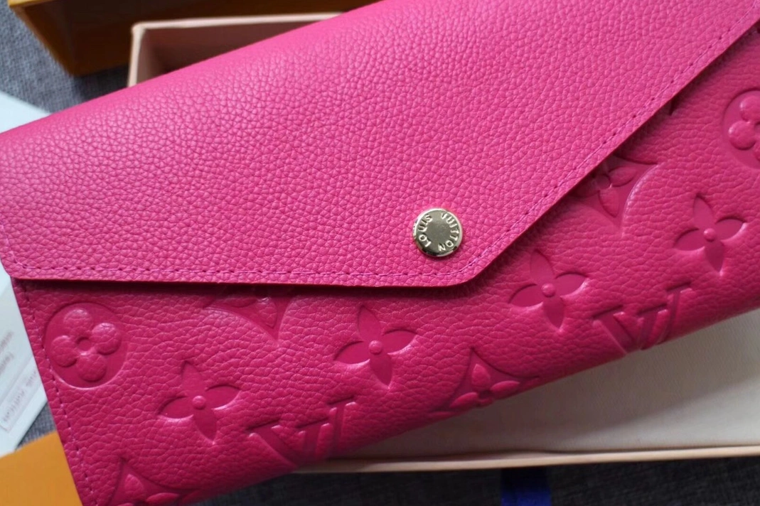 Louis Vuitton LV Wallets For Women Stylish 245 - Image 4