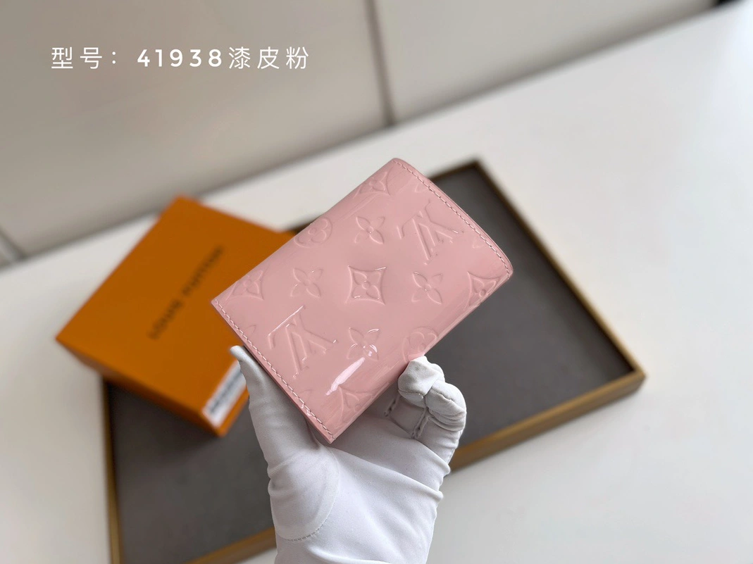 Louis Vuitton LV Wallets Reliable 9985