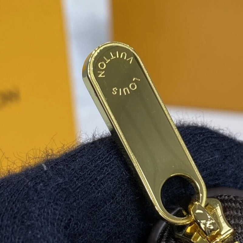 Goldcolou Louis Vuitton Monogram Canvas Zippy Coin Purse - Image 7