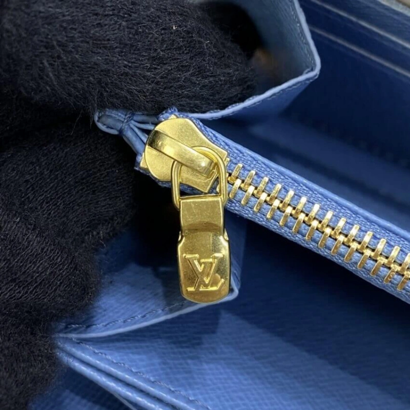 19.5 x 10 Louis Vuitton Monogram Zippy Wallet Blue - Image 8