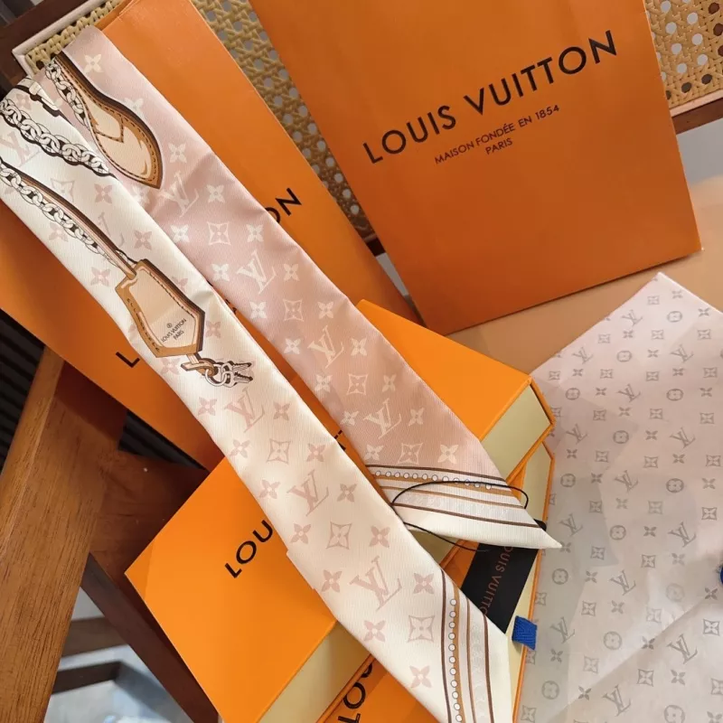 Louis Vuitton Silk Scarf Classic 3500 - Image 3