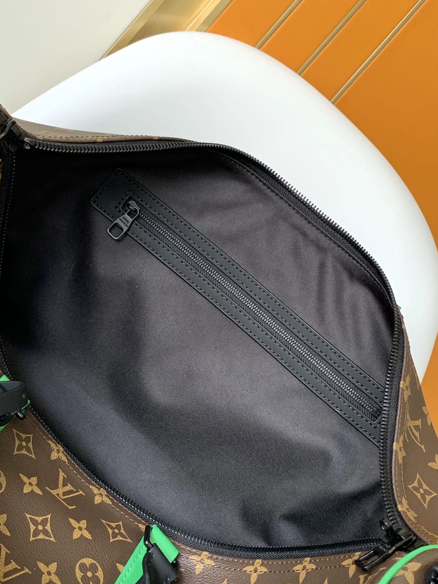 Louis Vuitton Travel Bags Breathable 8757 - Image 7