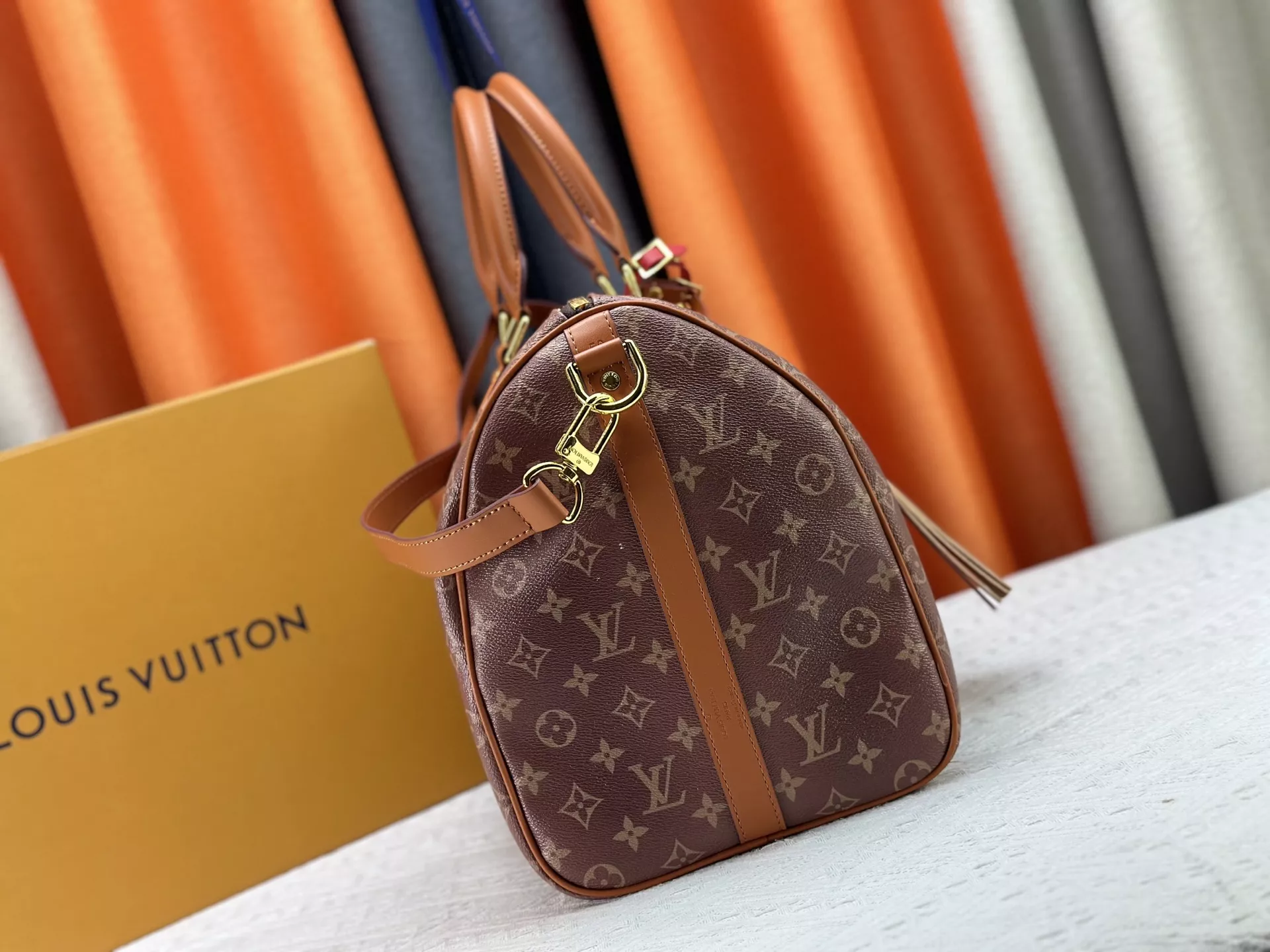 Louis Vuitton Travel Bags Fashionable 5398