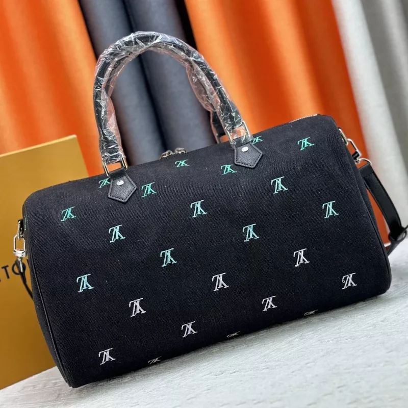 Louis Vuitton Travel Bags For Unisex ModernLook 1582 - Image 4