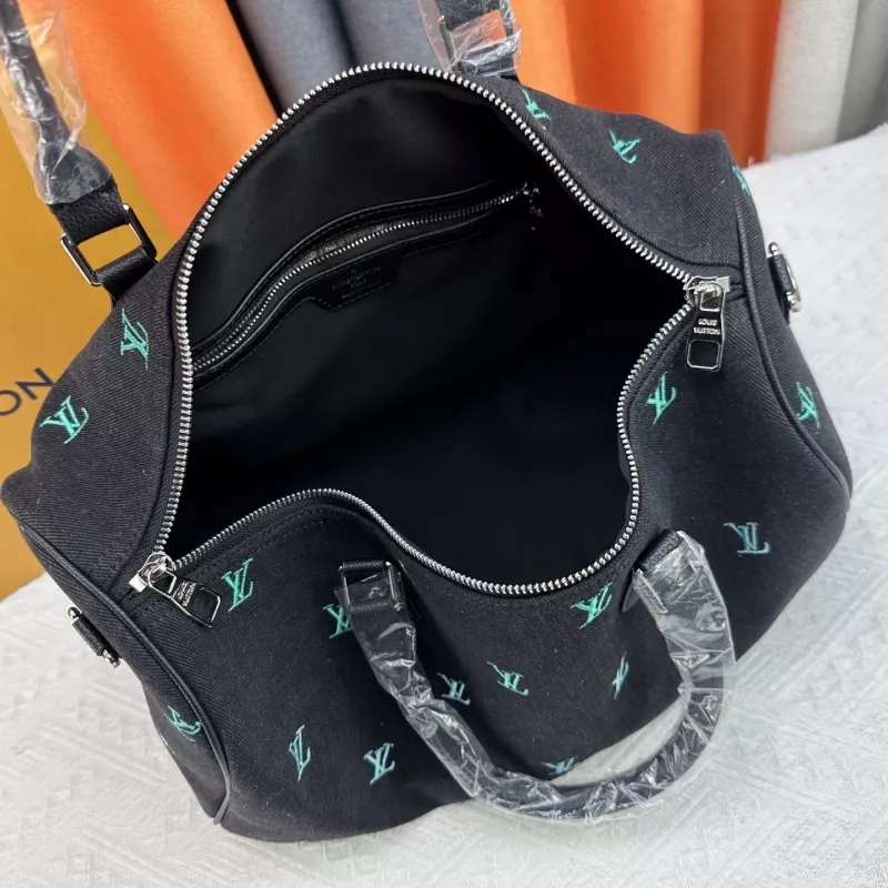 Louis Vuitton Travel Bags For Unisex ModernLook 1582 - Image 8