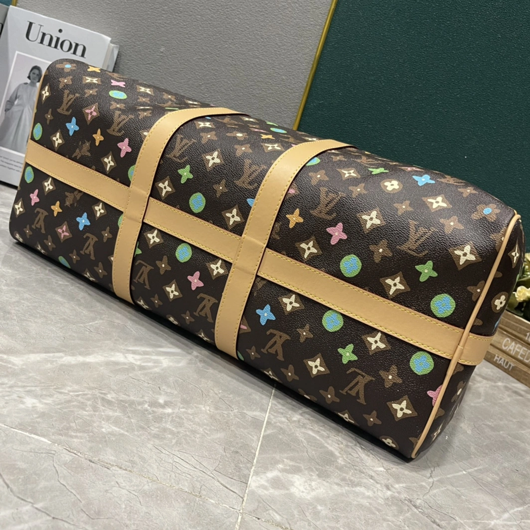 Louis Vuitton Travel Bags Sleek 6821 - Image 4