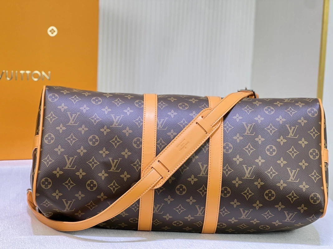 Louis Vuitton Travel Bags Sleek 6932 - Image 4