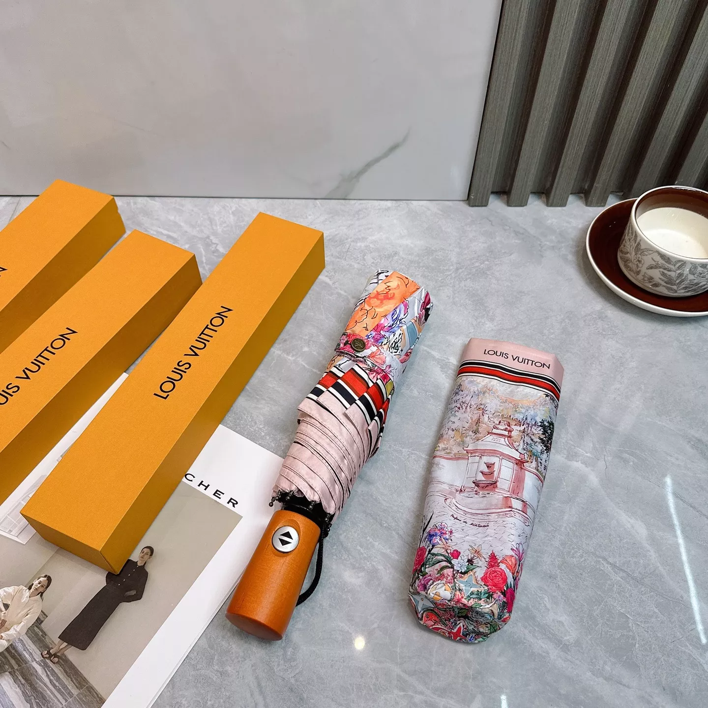 Louis Vuitton Umbrellas Lightweight 5572