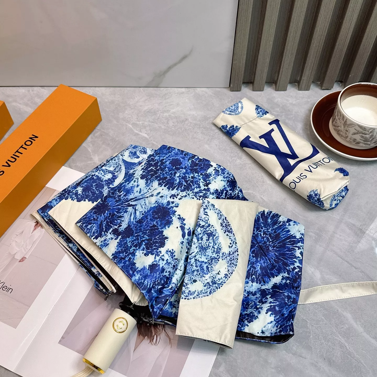 Louis Vuitton Umbrellas Refined 5784 - Image 3