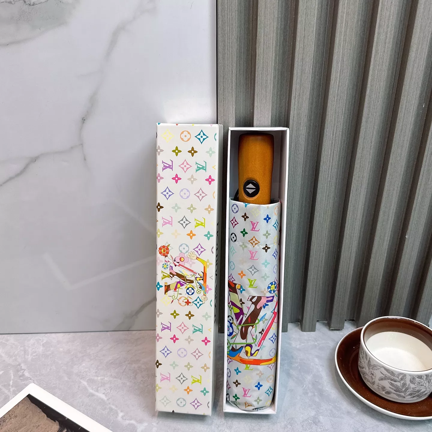 Louis Vuitton Umbrellas Sleek 2416