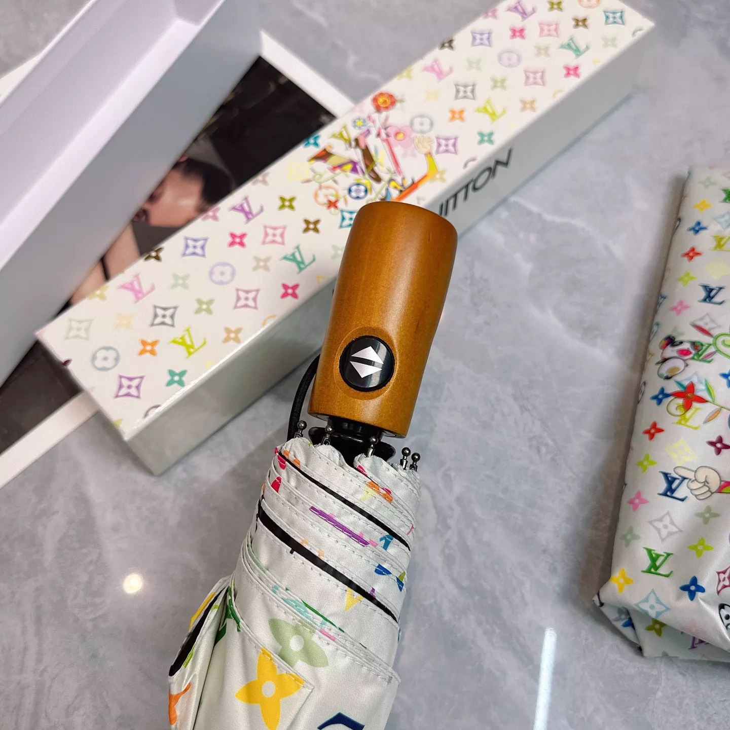 Louis Vuitton Umbrellas Sleek 2416 - Image 3