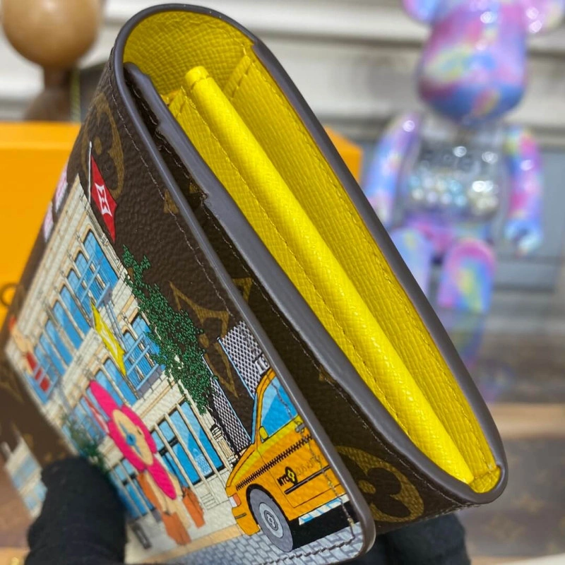 Grained c Louis Vuitton Vivienne Holidays Monogram Sarah Wallet Yellow - Image 6