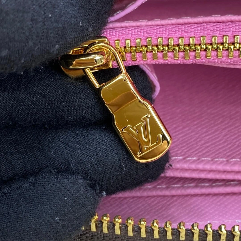 For the 20 Louis Vuitton Vivienne Holidays Monogram Zippy Wallet Pink - Image 9