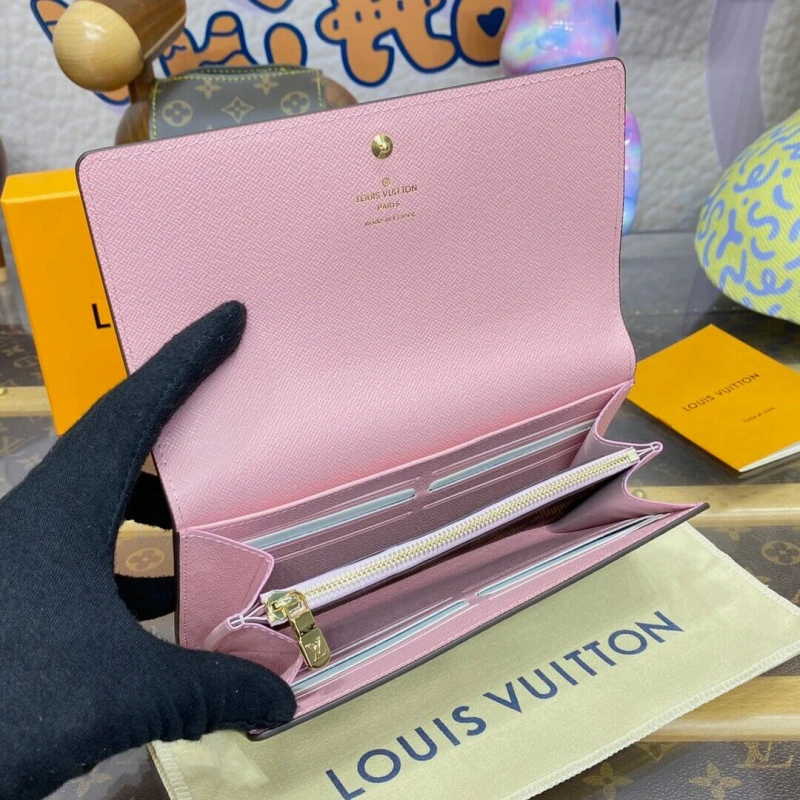 Outside f Louis Vuitton Vivienne Sailing Damier Ebene Sarah Wallet Pink - Image 10