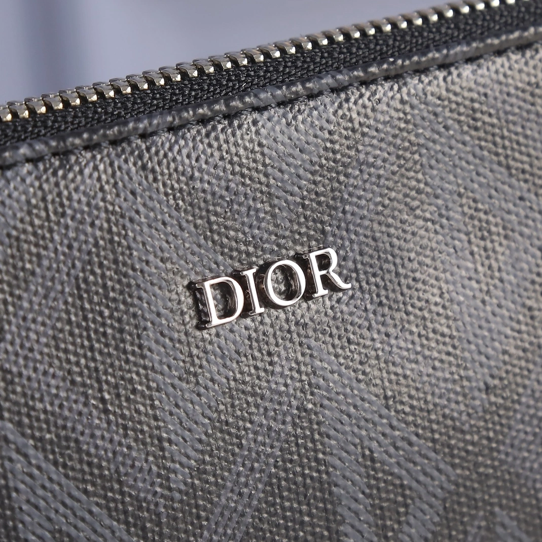 Minimalist 2604 Christian Dior AAA Man Wallets - Image 4
