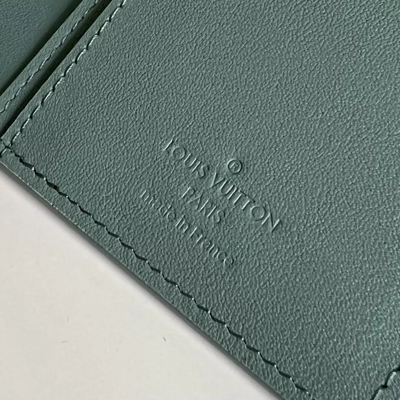 Minimalist 2615 Louis Vuitton AAA Quality Card Case - Image 5