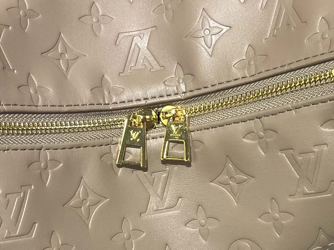 Modern 6775 Louis Vuitton AAA Quality Messenger Bags For Women - Image 7