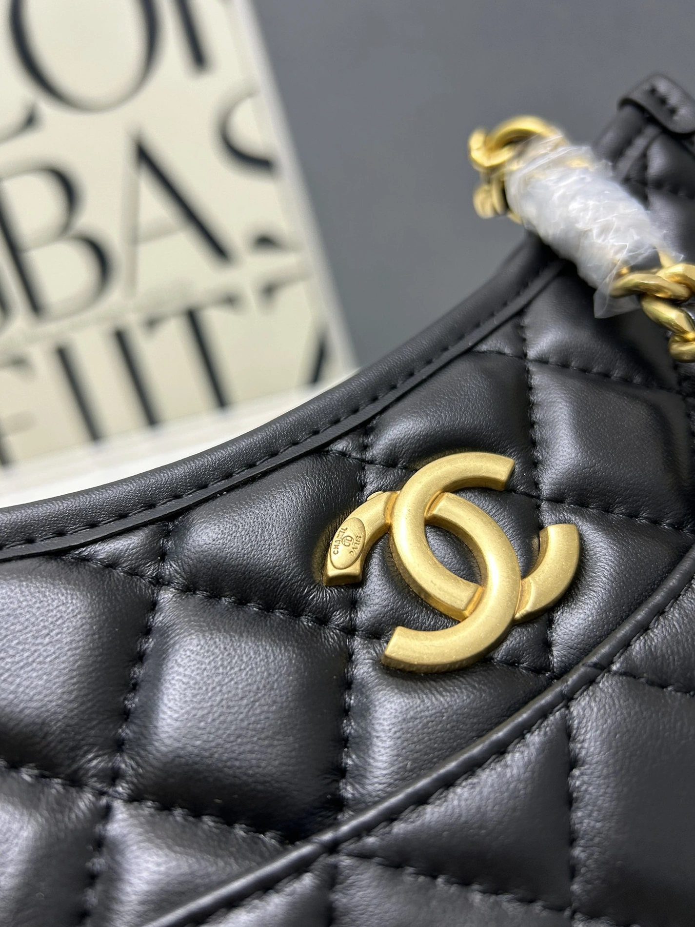 ModernLook 2066 Chanel AAA Quality Shoulder Bags For Women - Image 4