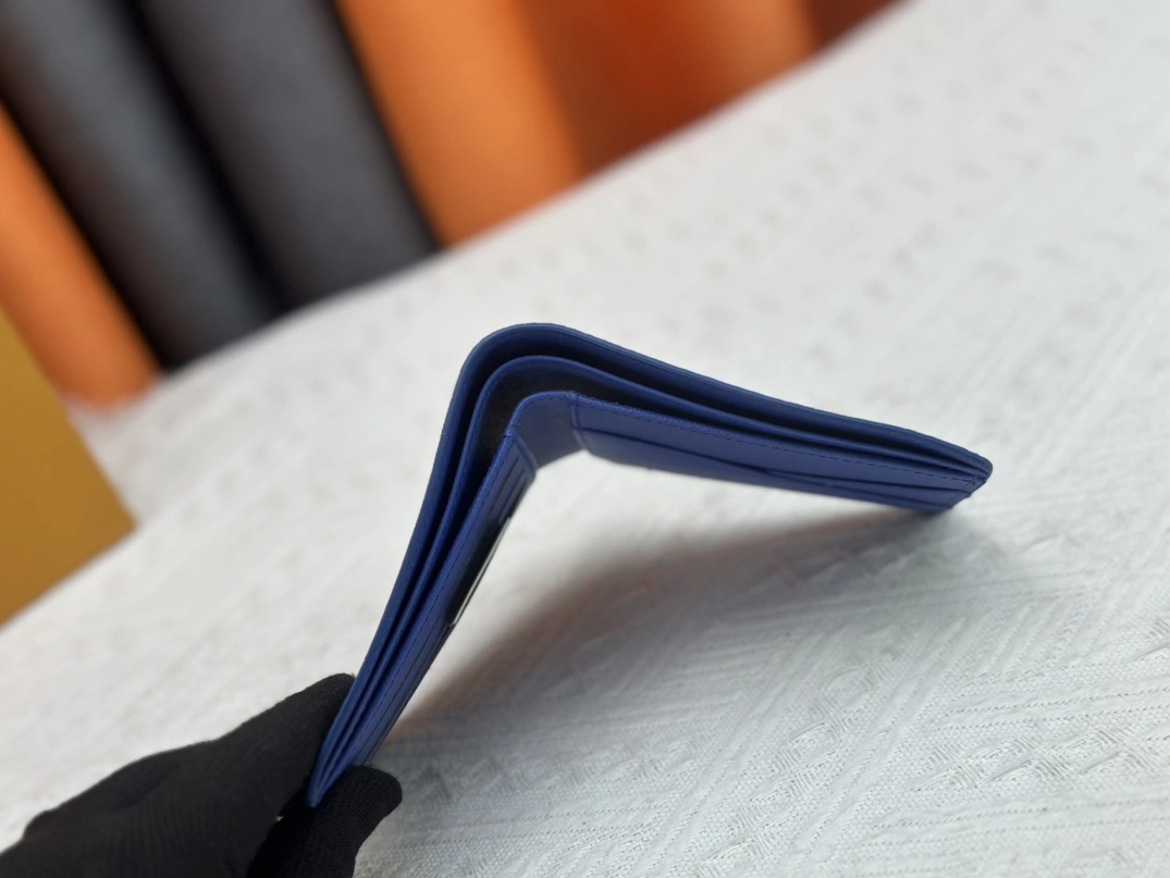 ModernLook 4466 Louis Vuitton LV Wallets - Image 8