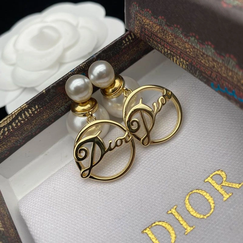 NewStyle 3660 Dior Tribales Earrings Gold-Finish Metal And White Resin Pearls Gold - Image 3