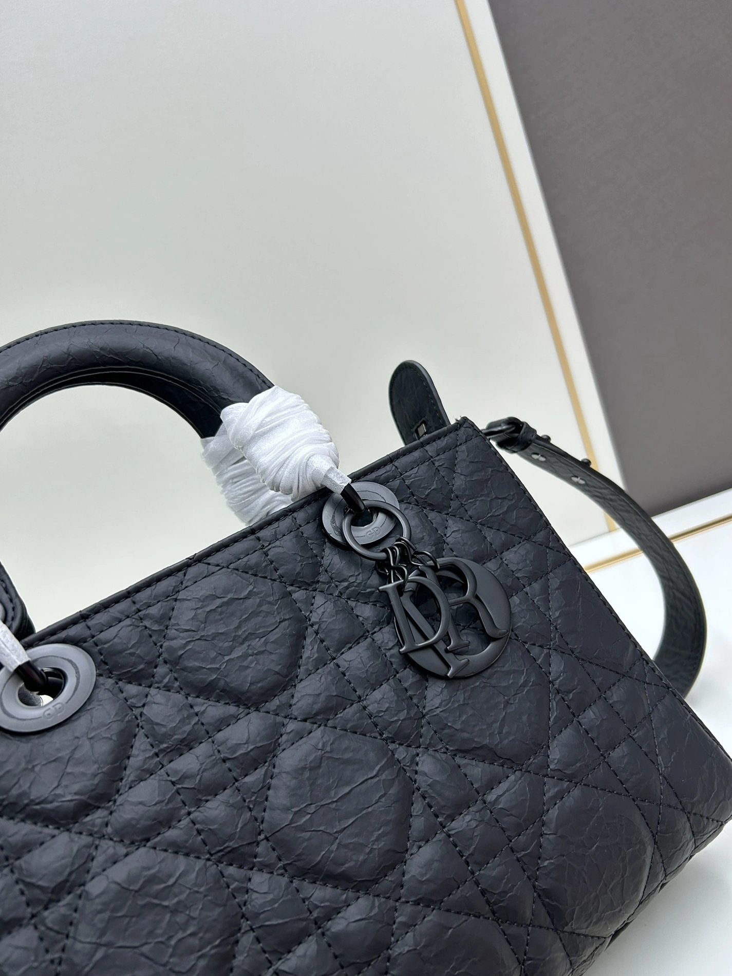 Popular 4202 Christian Dior AAA Quality Handbags For Women - Image 4