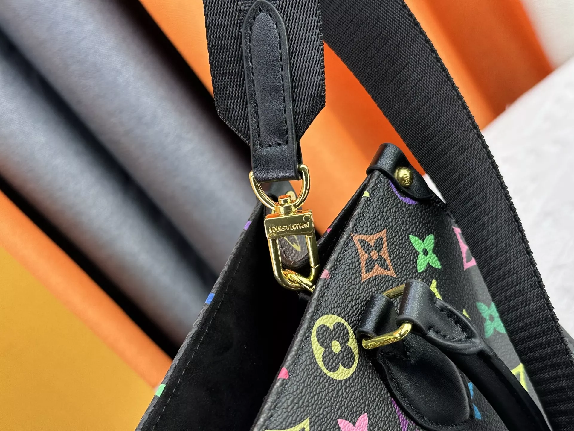 Reliable 5266 Louis Vuitton AAA Quality Handbags For Women - Image 7