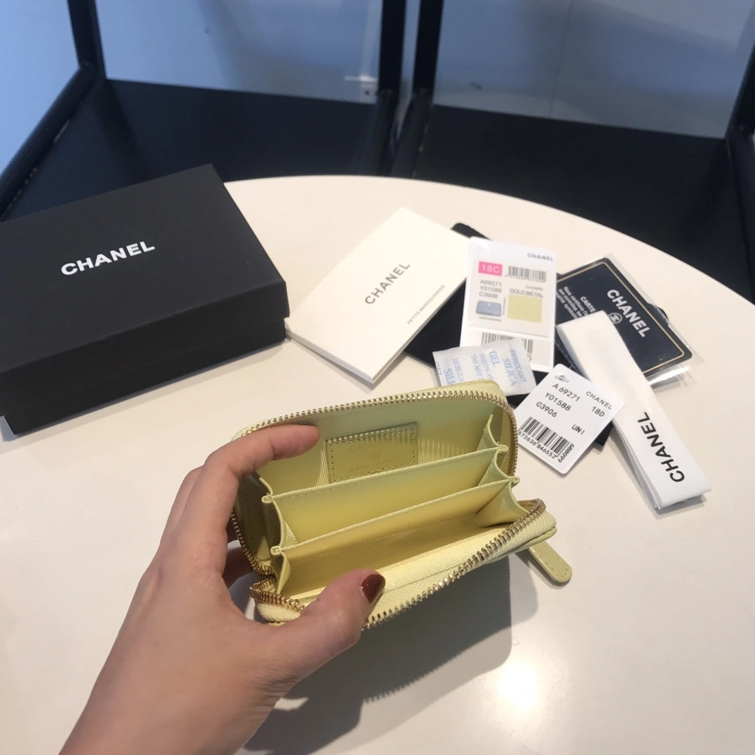 Resilient 1380 Chanel AAA Quality Wallets For Women - Image 5