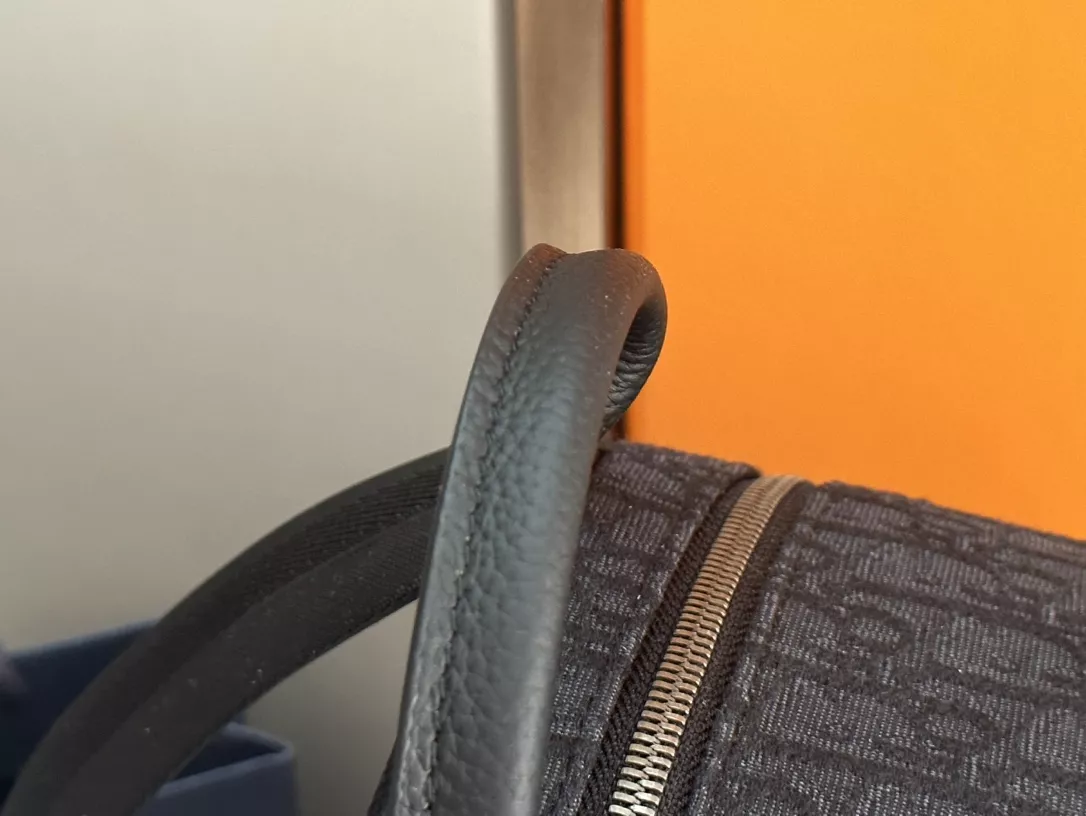 Resilient 7199 Christian Dior AAA Man Backpacks - Image 5