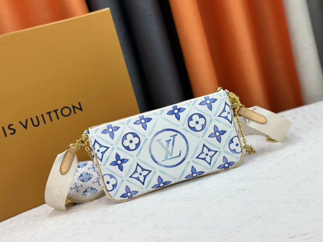 Resilient 7498 Louis Vuitton AAA Quality Messenger Bags For Women - Image 4