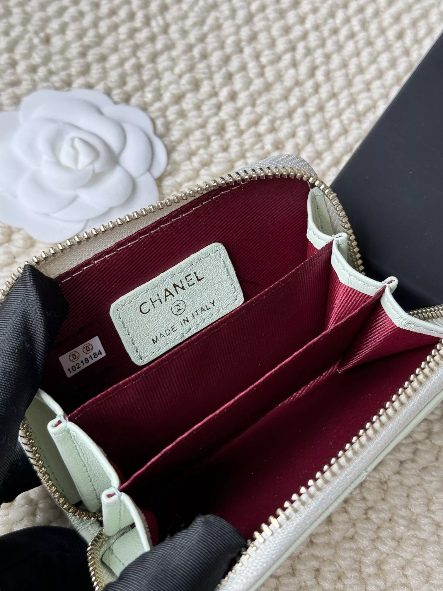 Resilient 8424 Chanel Card Case - Image 6