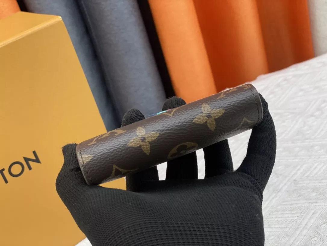 Resilient 8494 Louis Vuitton LV Card Case - Image 5