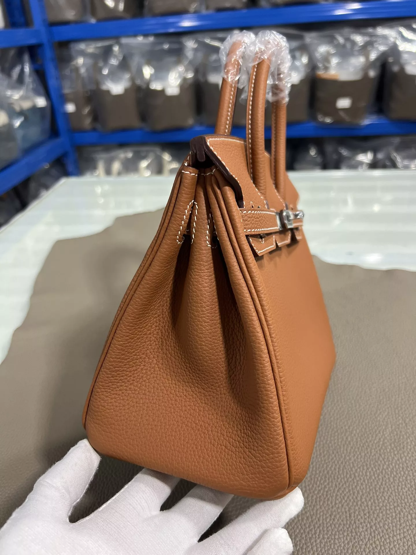 Sleek 9640 Hermes AAA Quality Handbags For Women - Image 3