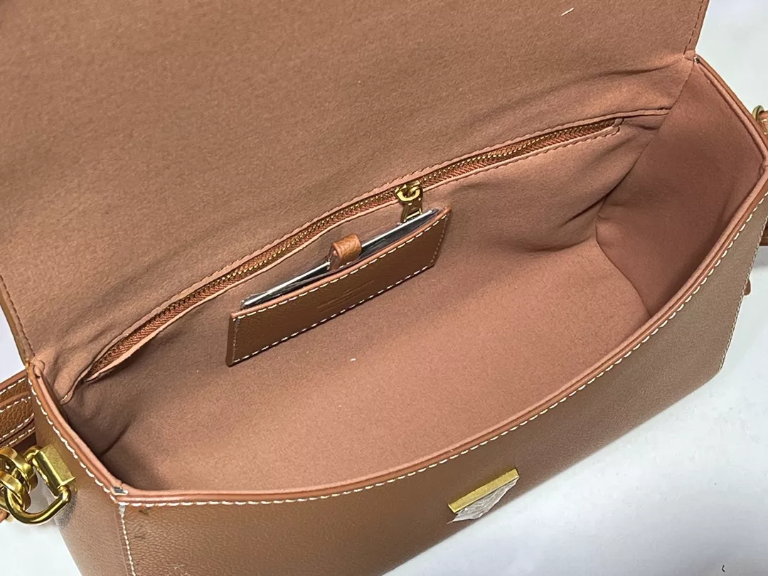 SmartChoice 1732 Louis Vuitton AAA Quality Messenger Bags For Women - Image 8