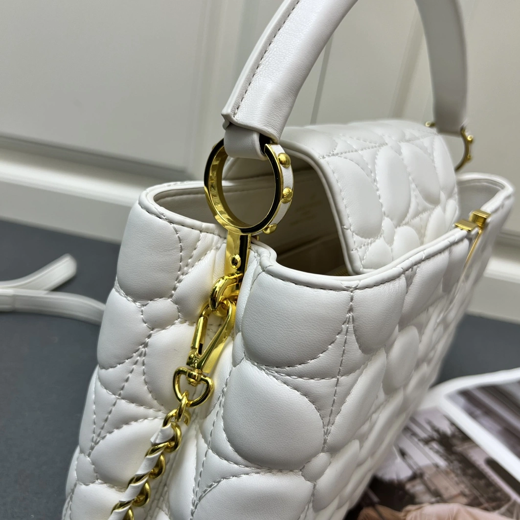 SmartChoice 2716 Louis Vuitton AAA Quality Messenger Bags For Women - Image 5