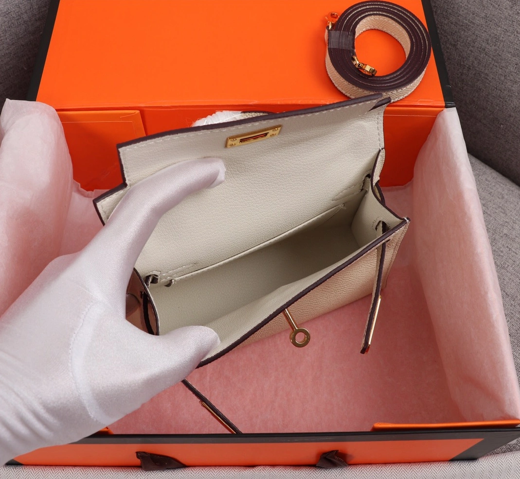 Soft 1760 Hermes AAA Quality Messenger Bags For Women - Image 8