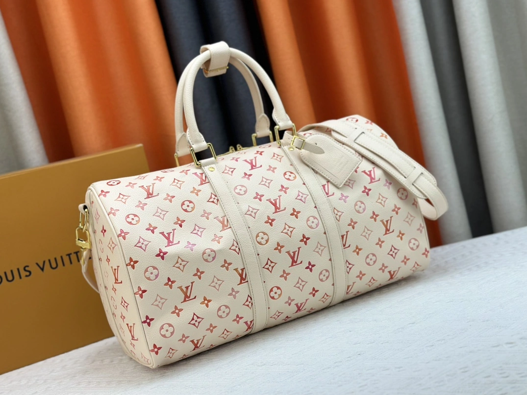 Soft 6275 Louis Vuitton Travel Bags