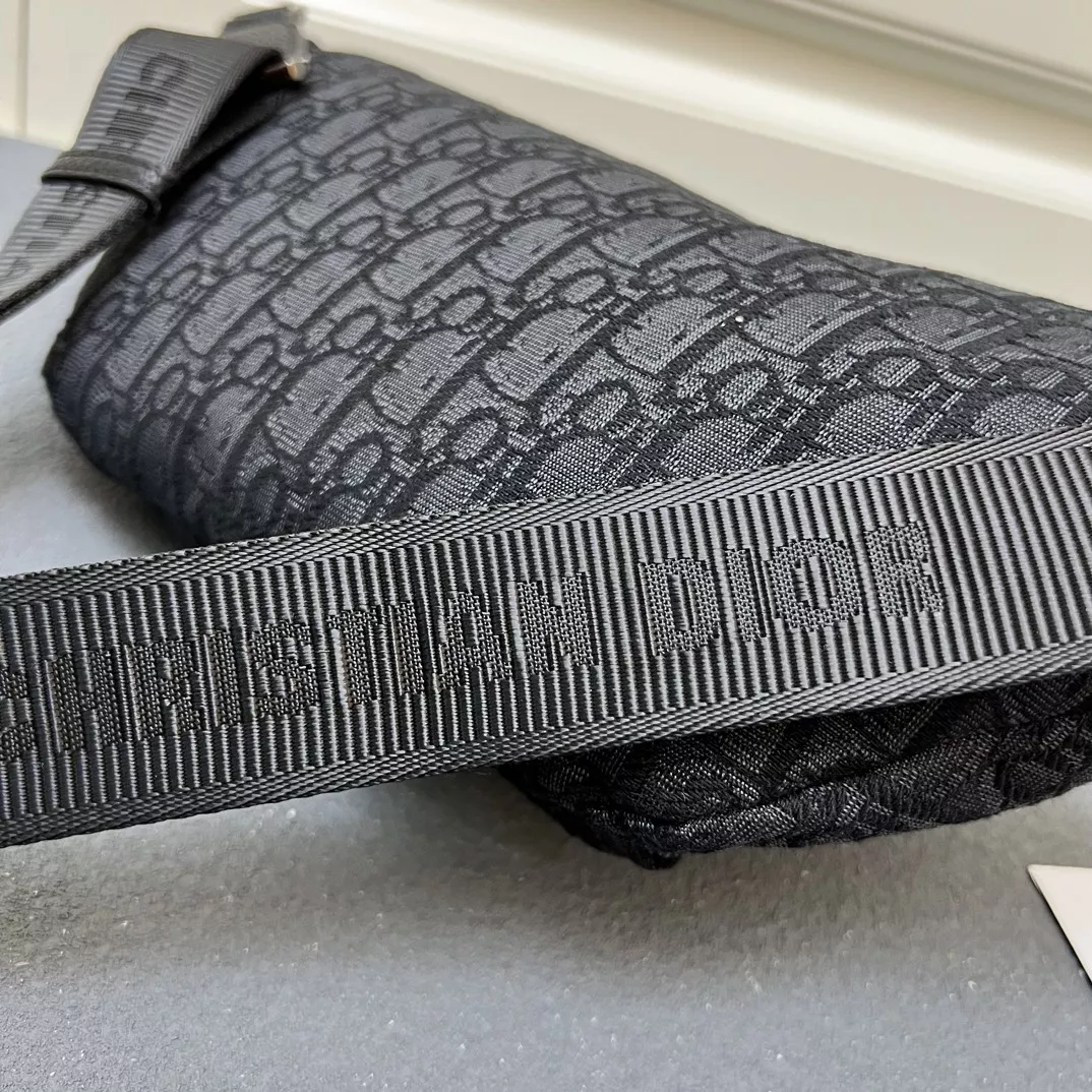 Soft 8570 Christian Dior AAA Quality Belt Bags For Unisex - Image 6