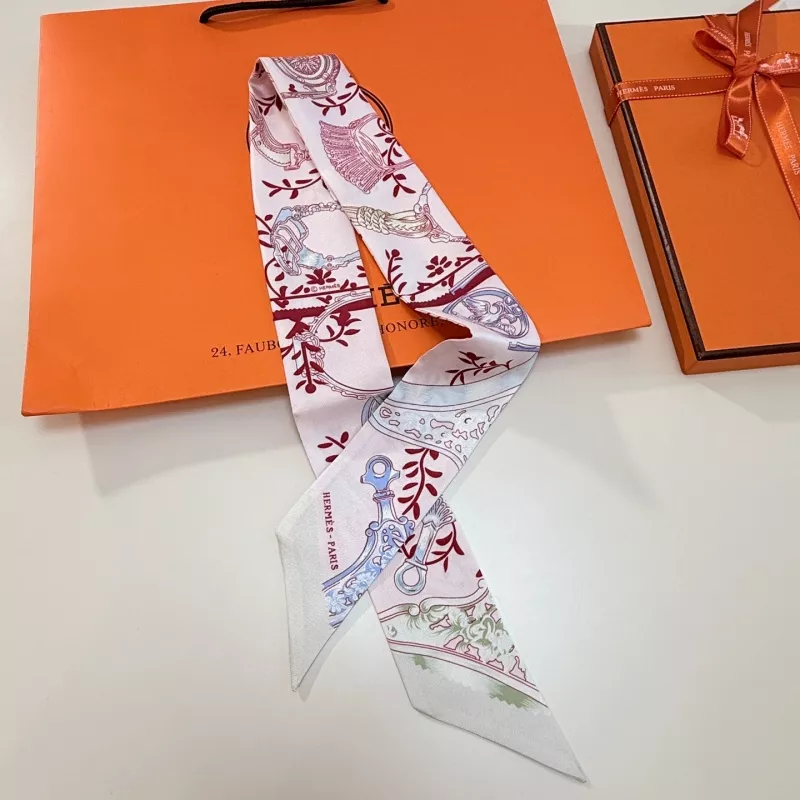 Sophisticated 8427 Hermes Silk Scarf - Image 3