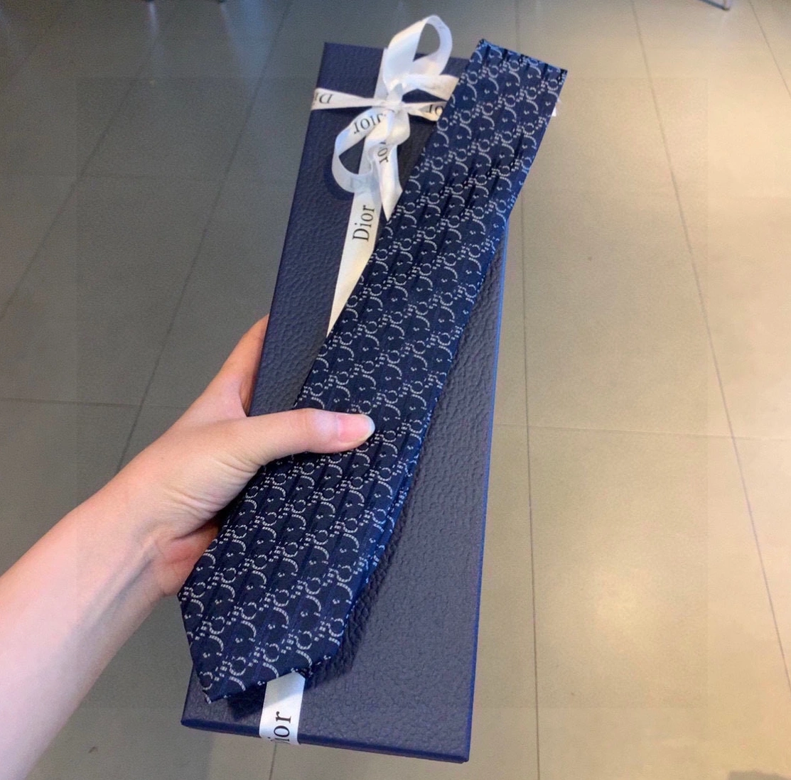 Sophisticated 9663 Christian Dior Necktie For Men - Image 7