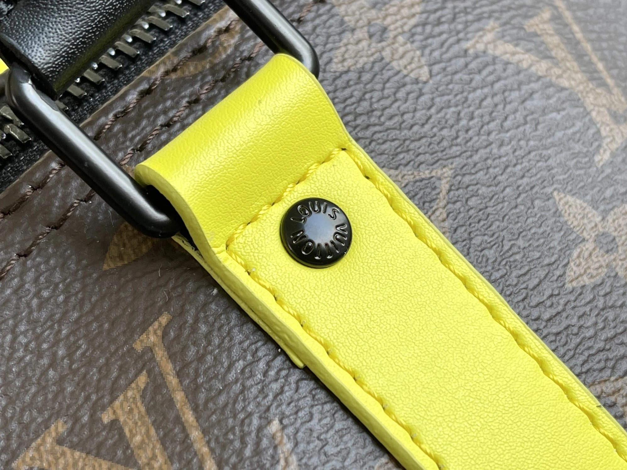 SportInspired 6639 Louis Vuitton Travel Bags - Image 6